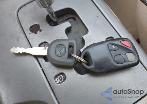 2005 Mazda Mazda6 I Base z USA, uszkodzony, nr VIN 1YVFP80CX55M46465